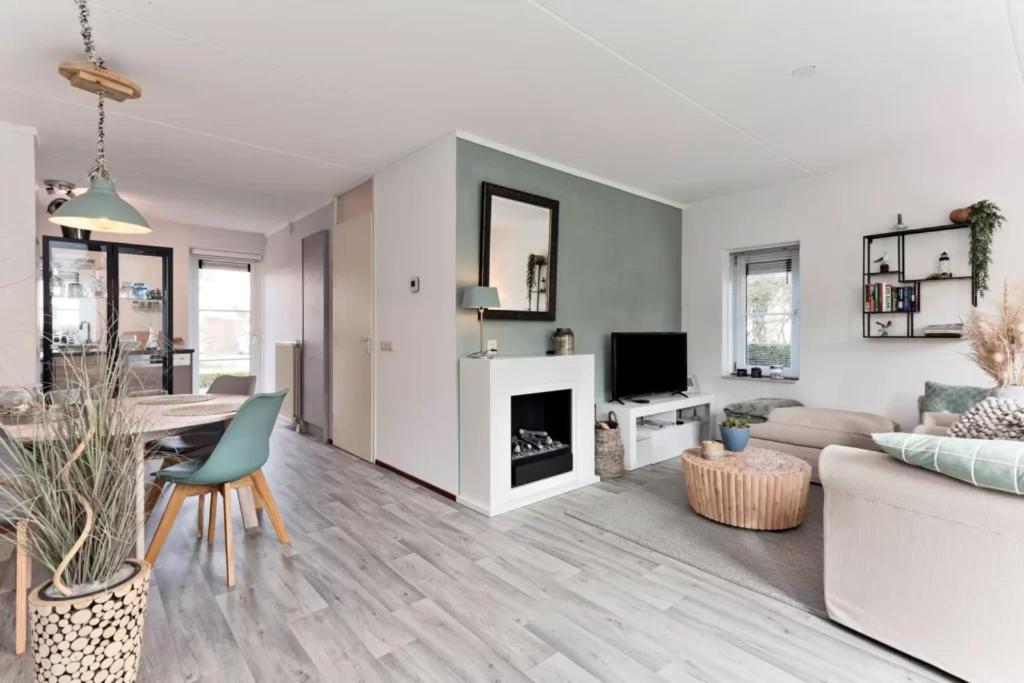 קמפרלנד Vakantiehuis Met Luxe Tuin Dichtbij Het Strand מראה חיצוני תמונה
